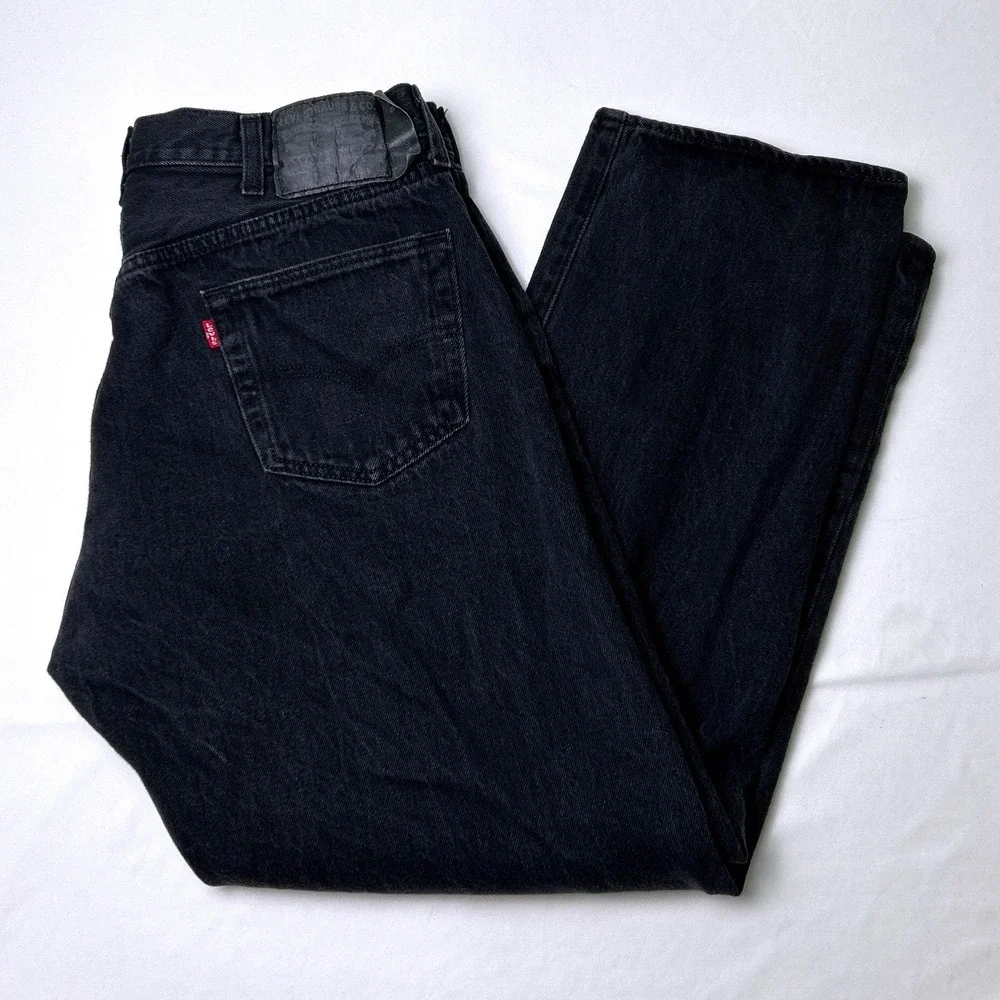 Levis Men 501 Original Fit Button Fly Straight Leg Jeans Size 38x28 Black Cotton